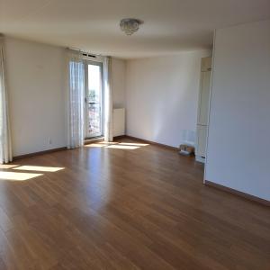 housePhoto