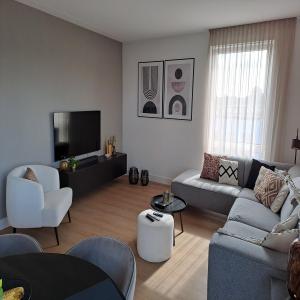 housePhoto