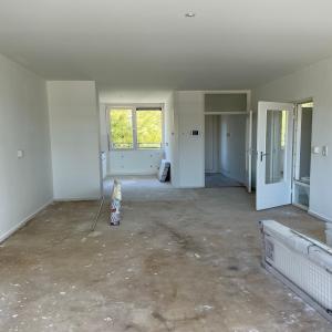 housePhoto