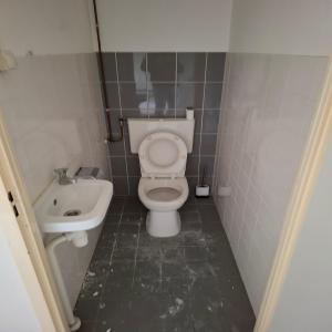 housePhoto