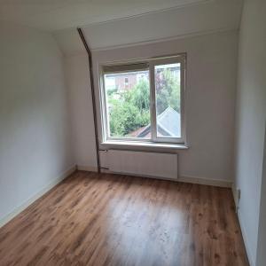 housePhoto
