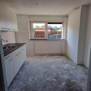housePhoto