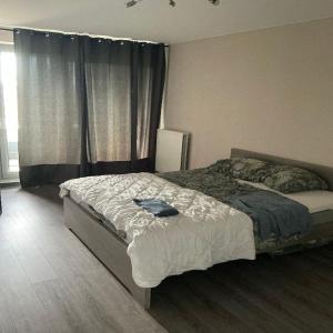 housePhoto