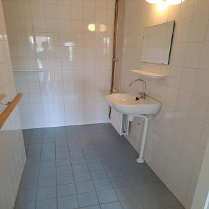 housePhoto