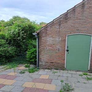 housePhoto