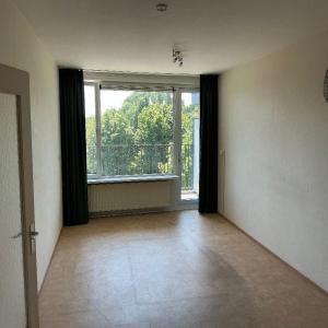 housePhoto