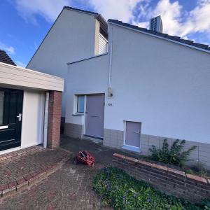 housePhoto