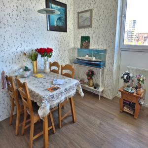 housePhoto