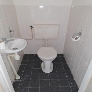 housePhoto