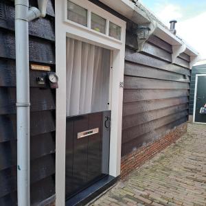housePhoto