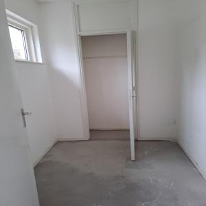 housePhoto