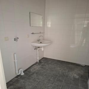 housePhoto