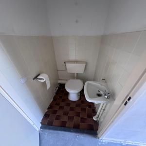 housePhoto
