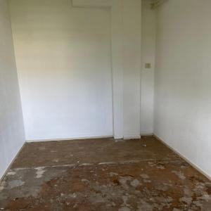 housePhoto