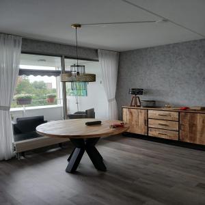 housePhoto