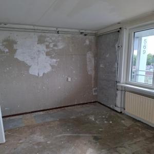 housePhoto