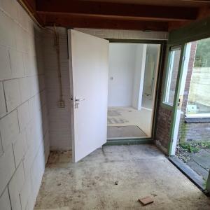 housePhoto
