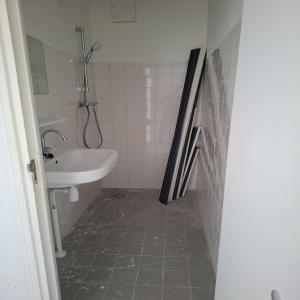 housePhoto
