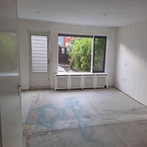 housePhoto