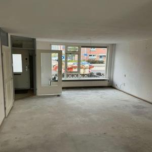 housePhoto