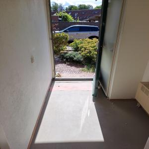 housePhoto