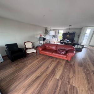 housePhoto