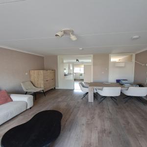 housePhoto