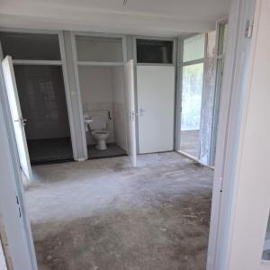 housePhoto