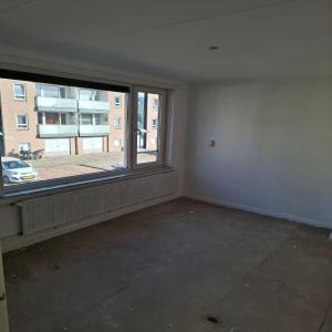 housePhoto