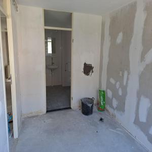 housePhoto