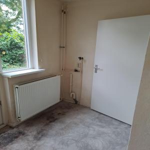housePhoto