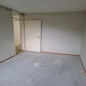housePhoto