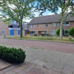housePhoto