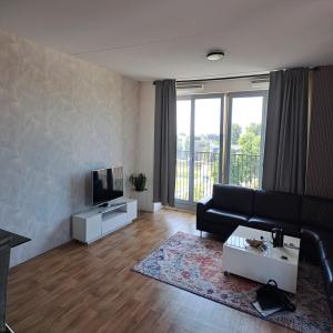 housePhoto
