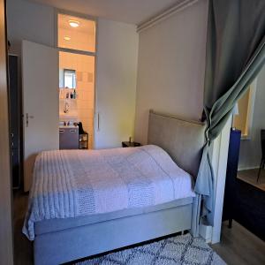 housePhoto