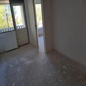 housePhoto
