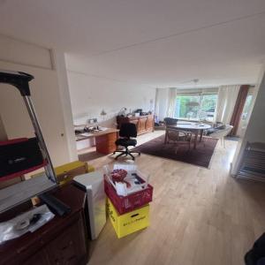 housePhoto