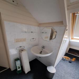 housePhoto