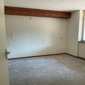 housePhoto