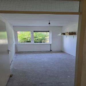 housePhoto