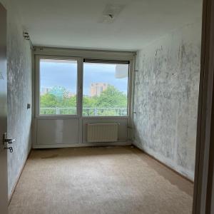 housePhoto