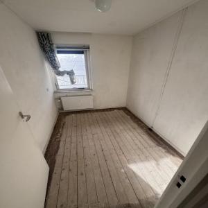 housePhoto