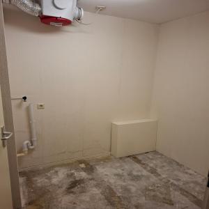 housePhoto