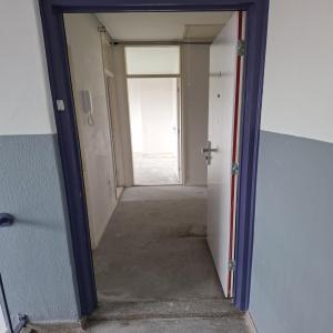 housePhoto