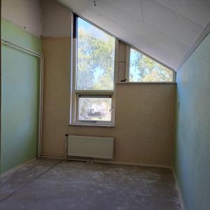 housePhoto