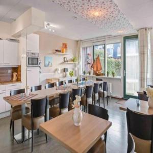 housePhoto