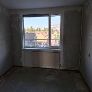 housePhoto