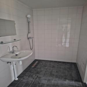 housePhoto