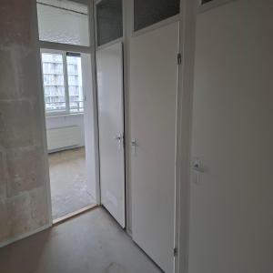 housePhoto