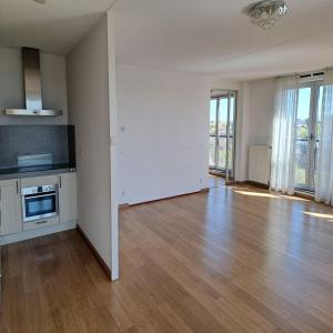 housePhoto